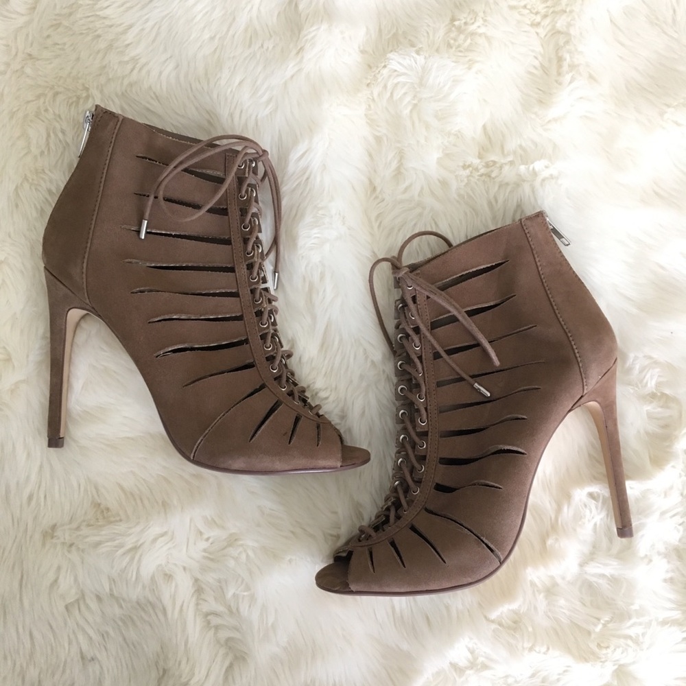 Steve Madden Leather Cyder Heels